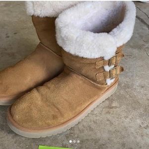 UGG boots women’s size 10